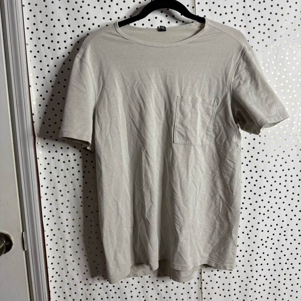 Lululemon Men's Shirt